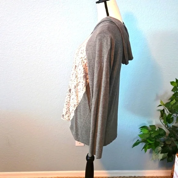 Gray and White Lace Women's Hoodie-Dressbarn - Picture 4 of 9